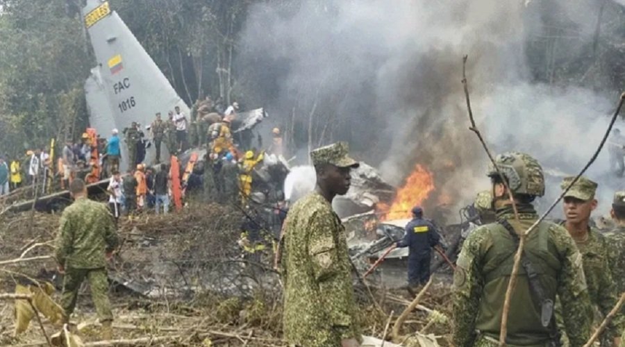 कोलंबिया में सैन्य विमान हादसा, 60 से अधिक लोगों की मौत, कई लापता