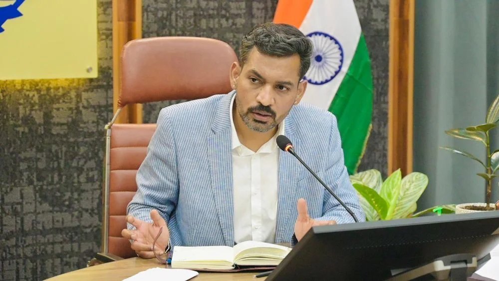 मानसून में आपदा एवं डेंगू रोकथाम को लेकर डीएम सख्त; सफाई व्यवस्था, जलभराव, डेंगू नियंत्रण और आपदा प्रबंधन के लिए सभी विभागों को प्रभावी कार्ययोजना के साथ कार्य करने के निर्देश